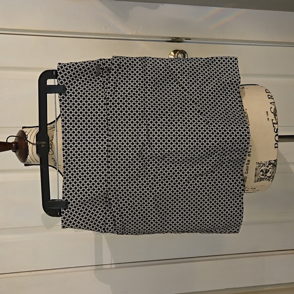 S.C.&CO. Black and white skort